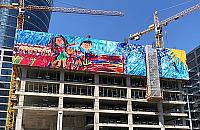 Rysunek siedmiolatki wzniesie się nad Wolę