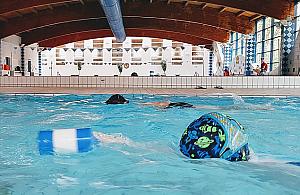 Malec wyproszony z basenu. "Komuna w pełnej okazałości"