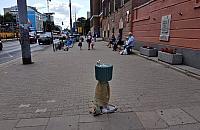 Po co kupować mineralną? Bezpłatne źródełka na Woli