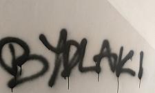 "Won z Polski". Antyukraińskie bazgroły na Woli