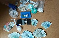 Amfetamina, mefedron, heroina. Diler wpad� na Bielanach