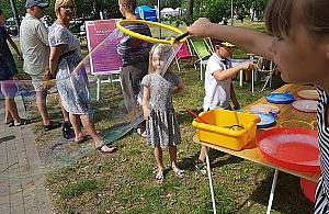 Zielona Białołęka się integruje. Imprezę prowadzi Marek Sierocki