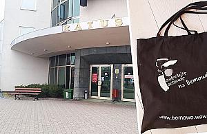 "Darmowe torby? No, szlag mnie trafia"