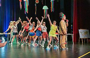 Pomóż im zagrać kolejne przedstawienie. Brakuje 540 zł