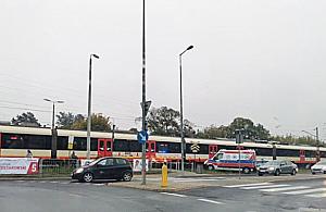 Śmiertelny wypadek w Aninie. Pociąg potrącił 17-latkę