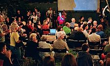 "Falenicka Atlantyda". Niezwykły film o świecie, którego już nie ma