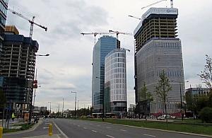 Deweloper poszerza Towarową. Absurdalny protest aktywistów