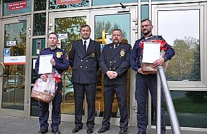 Strażnicy narażali życie. Dostali czekoladę