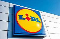 Lidl wprowadza kasy samoobs�ugowe. "Pomog� zast�pi� pracownika"