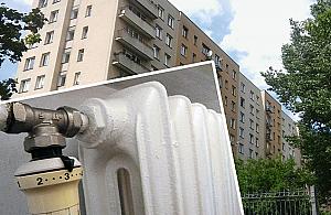 Kaloryfery zakręcone, niedopłata dwa tysiące. "Znów to samo"