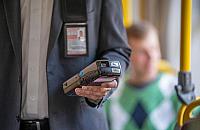 Kontroler pouczył, nie ukarał. "Brawo dla tych panów"