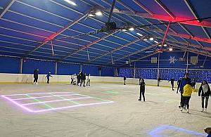 Zima przyszła wcześniej. Lodowisko już działa