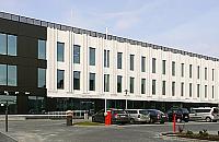 Długie kolejki do szczepień. "Najbliższy termin w lutym"