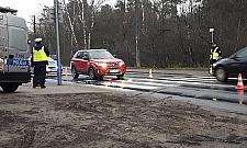 Potrącił pieszego i uciekł. Trwają poszukiwania sprawcy