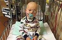 Kacper z Bemowa walczy o życie. Polscy lekarze bezradni