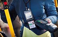 Uczciwość czy nieskuteczność? Coraz mniej złapanych gapowiczów