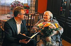 Kolejna stulatka na Woli. Najlepsze życzenia dla pani Genowefy