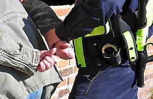 Pościg na Zaciszu. Pobito przechodnia