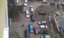 Miasto zbuduje parking przy kościele na Wawrzyszewie? "Wierni blokują chodniki"