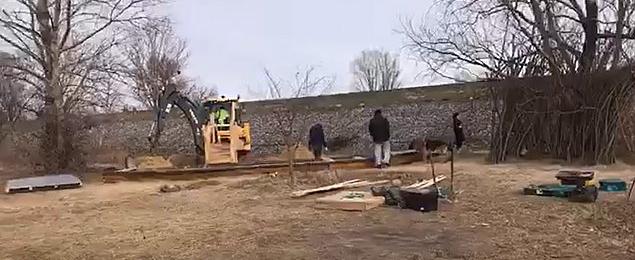 Cała wstecz nad Wisłą. Likwidują nową plażę