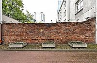 Otoczenie muru getta czeka na remont. Pomysł dość rewolucyjny
