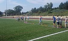 Sanepid bada boiska na Targówku. Chodzi o trujący granulat