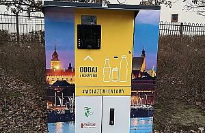 Zabawka czy ekologia? "Butelki wylądowały w koszu"