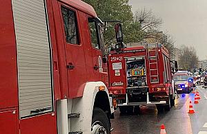 Poranny pożar na Woli. 12 zastępów w akcji