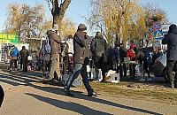 Bazar zamknięty, handel kwitnie. "Łamali przepisy"