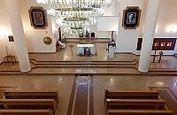 Niezwykła niedziela w Warszawie. Kościoły opustoszały