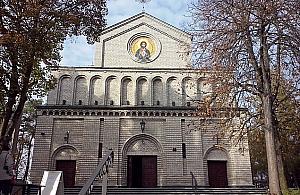 Okradli falenicką parafię. Zabrali zebrane datki