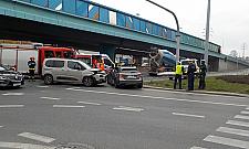 Ulice puste, na rondzie wypadek. "Odmówił przewiezienia do szpitala"