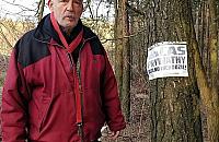 Korwin-Mikke zaprasza do lasu. "Prywatny, wolno wchodzić"