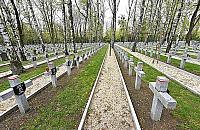 Cmentarze mogą być otwarte. Samorząd i Kościół wyszły przed szereg