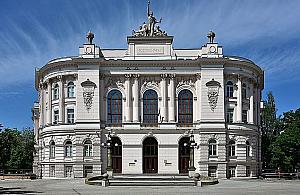 Politechnika: przerwa potrwa dłużej