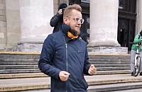 "Bieda zabije wi�cej os�b od wirusa". Protest w Warszawie