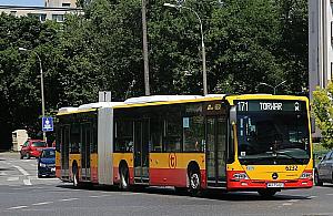 Wracamy do komunikacji miejskiej. Pasażerów przybywa