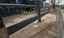 Budują i niszczą. Polskie gospodarzenie na Woli