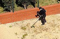 Koszą mimo suszy. "Dajcie chłopakowi zarobić"