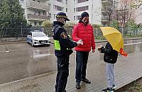 Maseczki zamiast mandatu. Strażnicy miejscy uszyli je sami