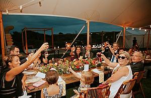 Wracają wesela i imprezy plenerowe. "Dystans obowiązkowy"