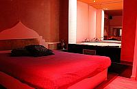 Dom schadzek na Mirowie. "Czerpała korzyści z nierządu"