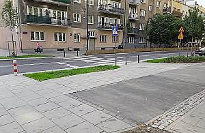 Rowerzysta przepędzony z Płockiej. "Won na drogę dla rowerów"