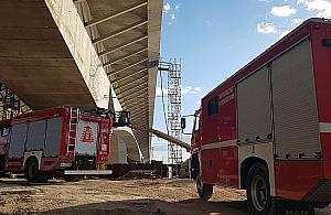 Groźny wypadek na budowie mostu