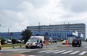Szpital odmówił przyjęcia pacjentki. Zmarła w karetce