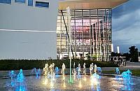 Multimedialne fontanny na Tarchominie. "16 milionów kolorów"