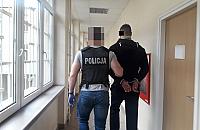 Namówili 80-latkę do wzięcia kredytu. Udawali policjantów