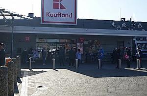 Co drugi klient bez maseczki. Apel ministra do właścicieli sklepów