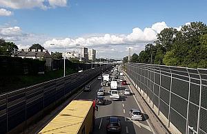 S8 zakorkowana. "Unikajcie mostu Grota"