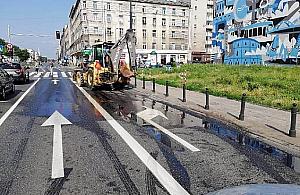 Olej w al. Solidarności. "Samochody tańczyły na jezdni"